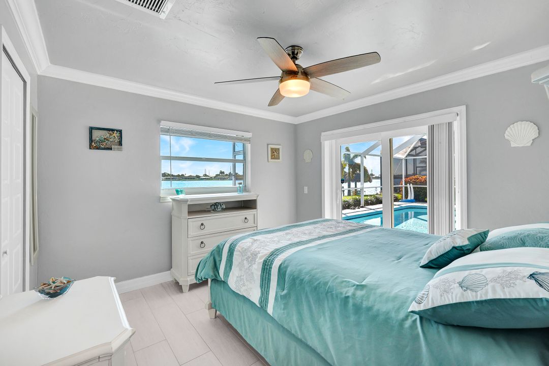809 SW 2nd Ave, Cape Coral, FL 33991