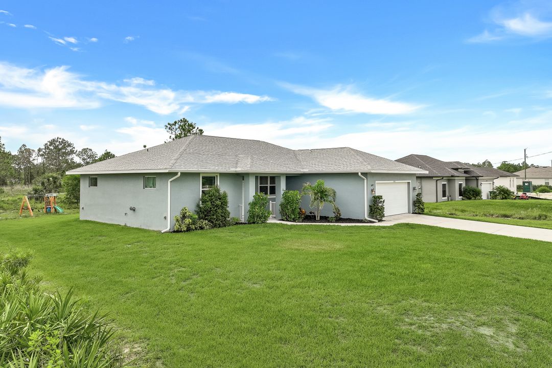 6446 40th St NE, Naples, FL 34120