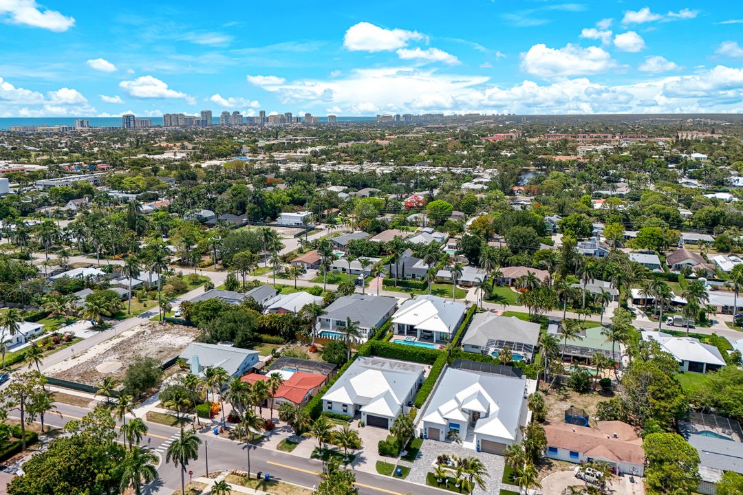 1167 22nd Ave N, Naples, FL 34103