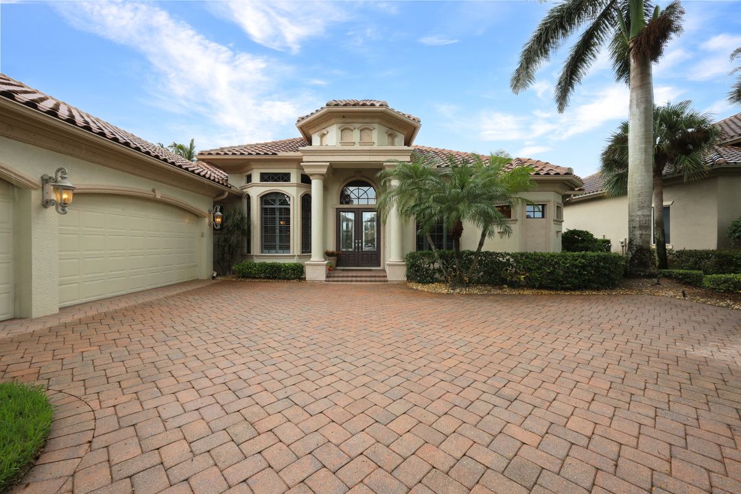10550 Glen Lakes Dr, Estero , FL 34135