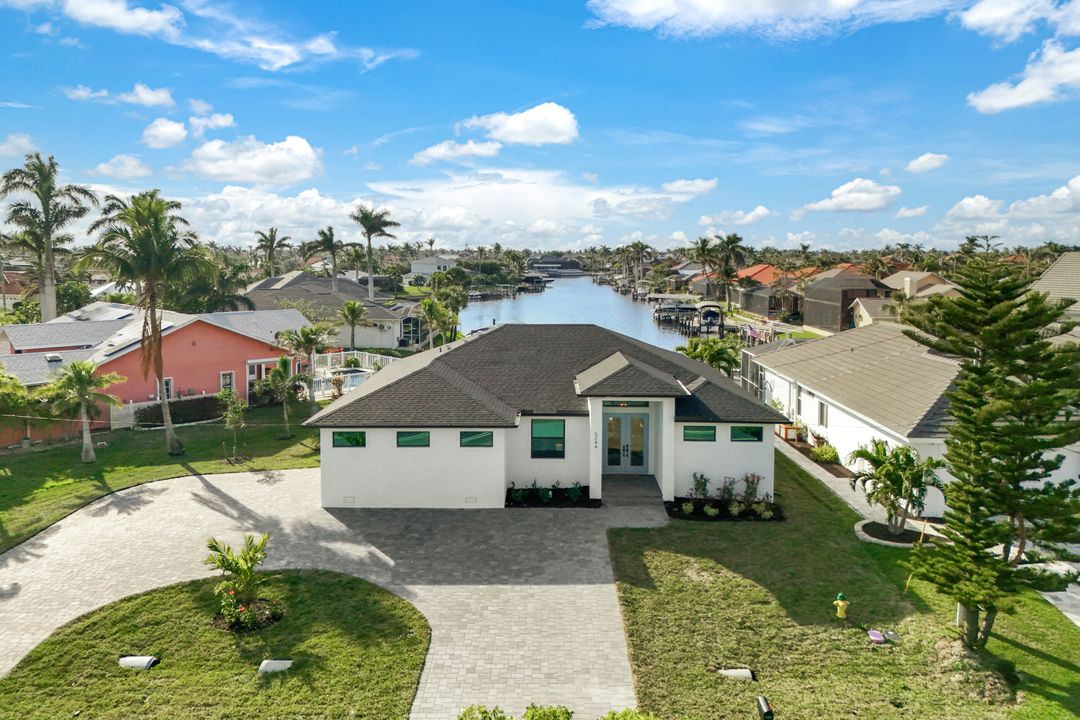 5244 Agualinda Blvd, Cape Coral, FL 33914