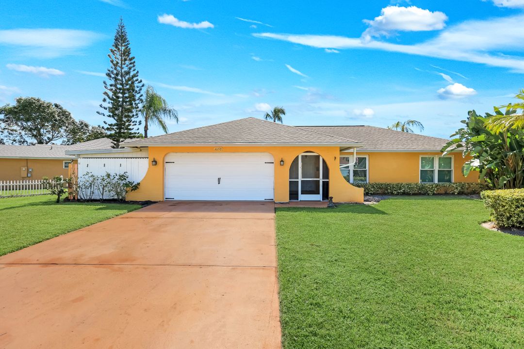 10278 Sandy Hollow Ln, Bonita Springs, FL 34135