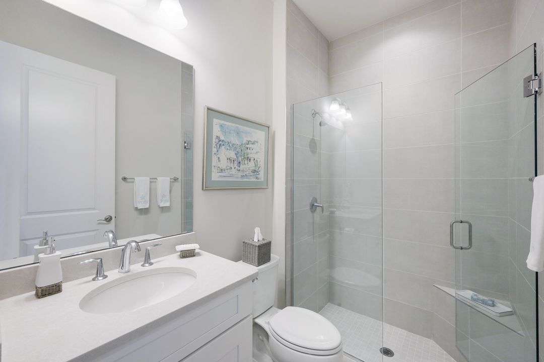 9004 Mayreau Way, Naples, FL