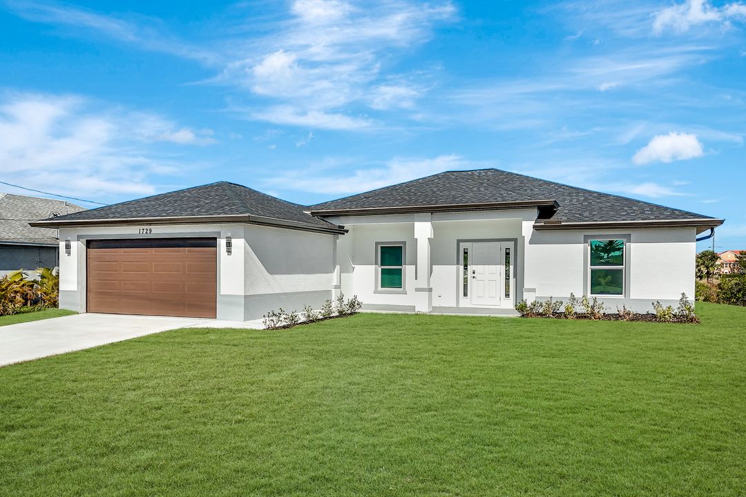 1729 NE 23rd St, Cape Coral, FL 33909