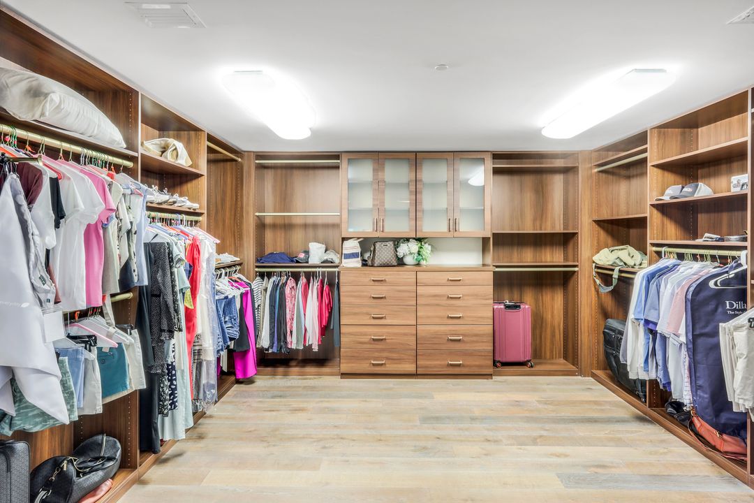 13665 Vanderbilt Dr #301, Naples, FL 34110