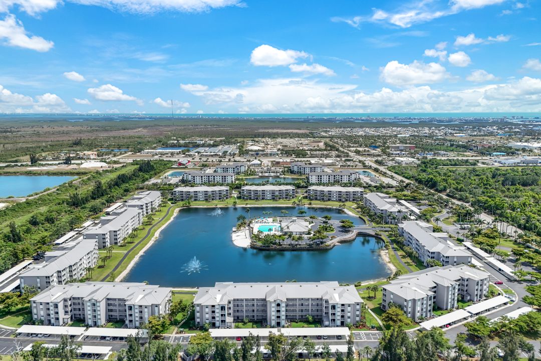 16635 Lake Cir Dr #614, Fort Myers, FL 33908