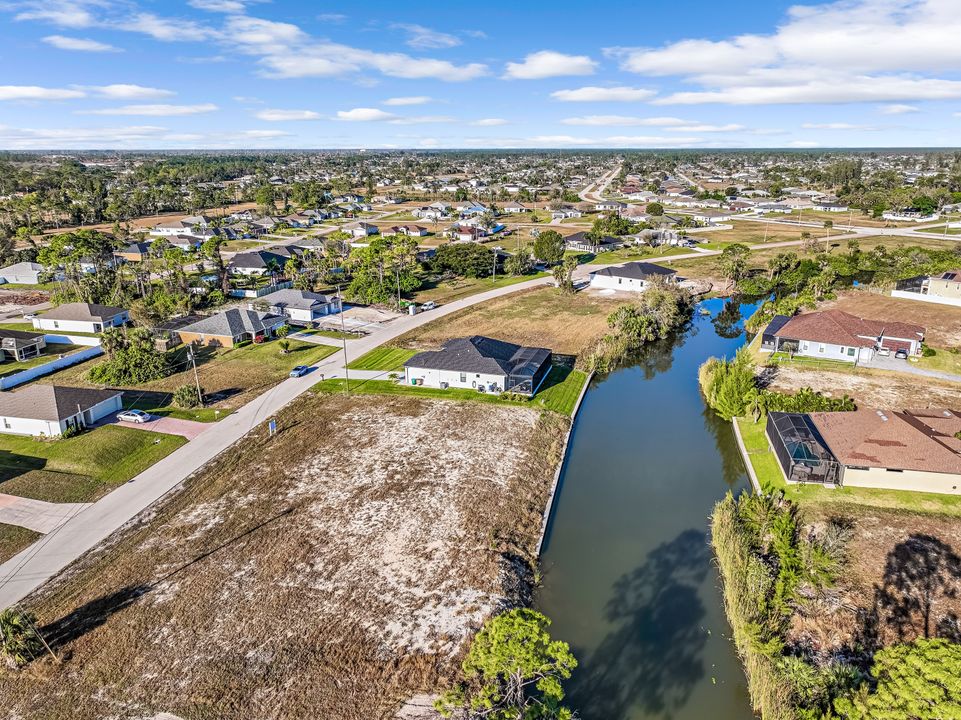 2027 NE 34th Terrace, Cape Coral, FL 33909