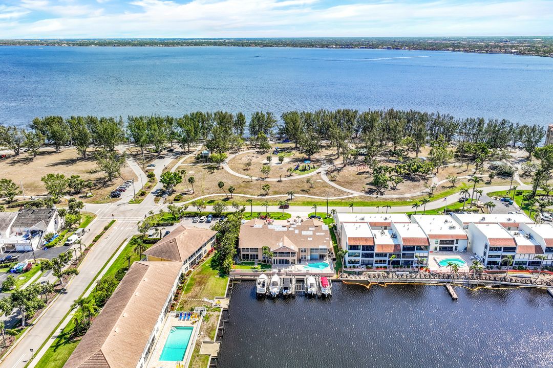 4206 SE 20th Pl #106, Cape Coral, FL 33904