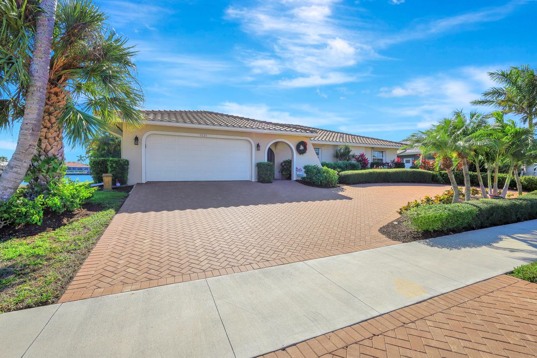 1235 Shenandoah Ct, Marco Island, FL 34145