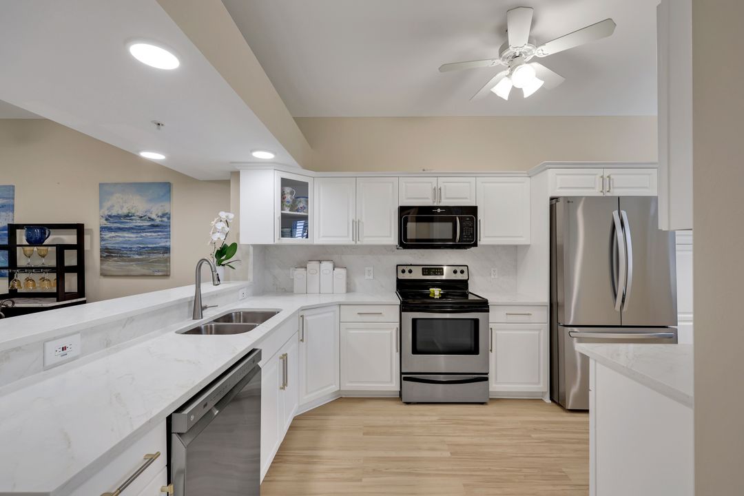 2350 Hidden Lake Ct #2511, Naples, FL 34112