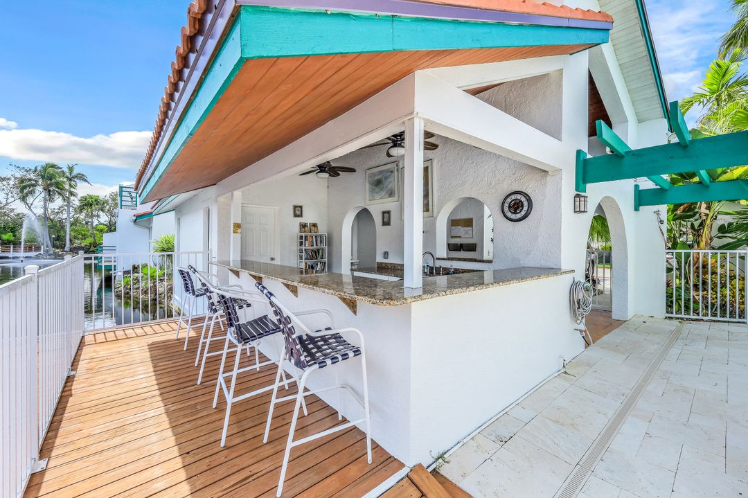 2182 Anchorage Ln  #A, Naples, FL 34104