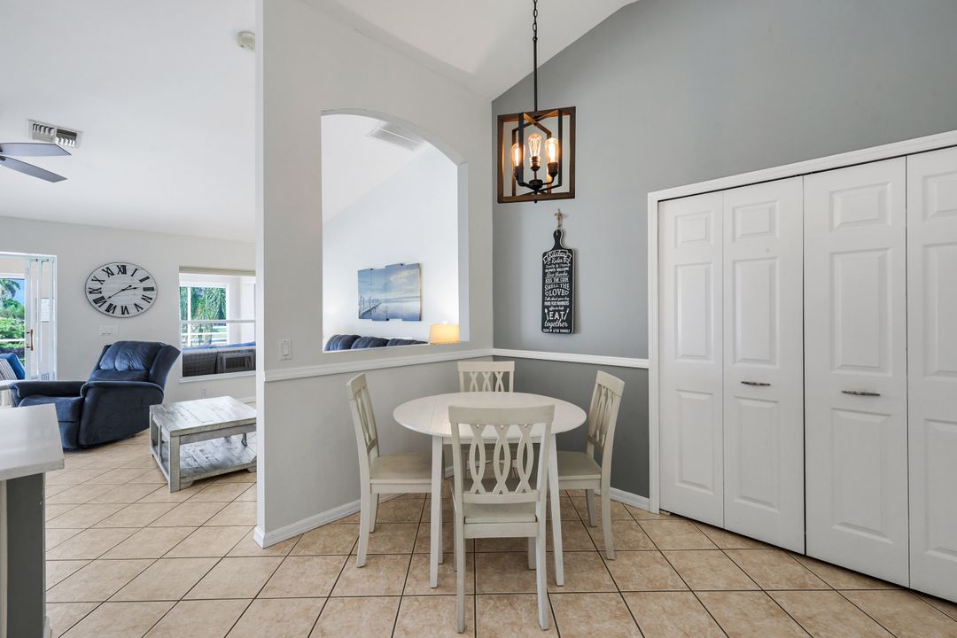 615 SW 39th Terrace, Cape Coral, FL 33914
