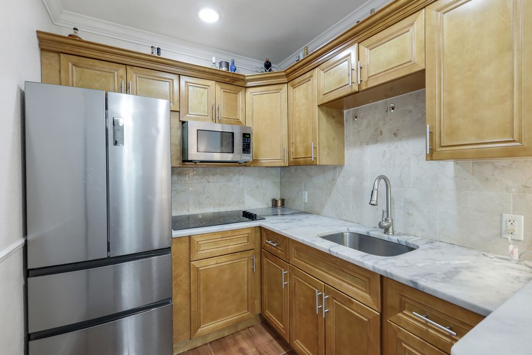 5140 17th Ct SW, Naples, FL 34116