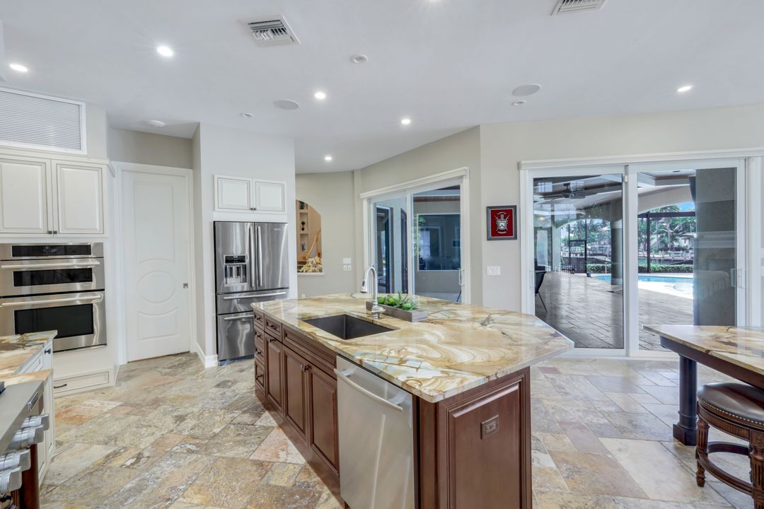 1658 McIlvaine Ct, Marco Island, FL 34145