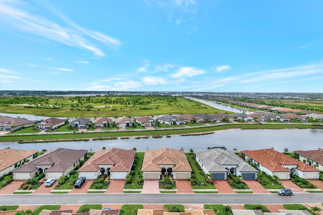 17408 Corsini Dr, Fort Myers, FL 33913