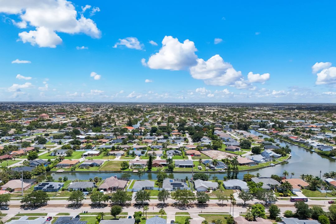 1813 Hancock Bridge Pkwy, Cape Coral, FL 33990