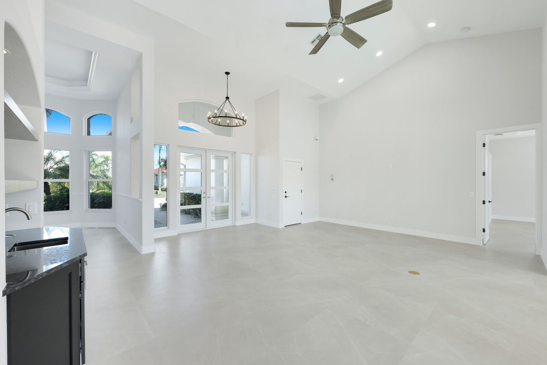 1524 SW 56th Terrace, Cape Coral, FL 33914