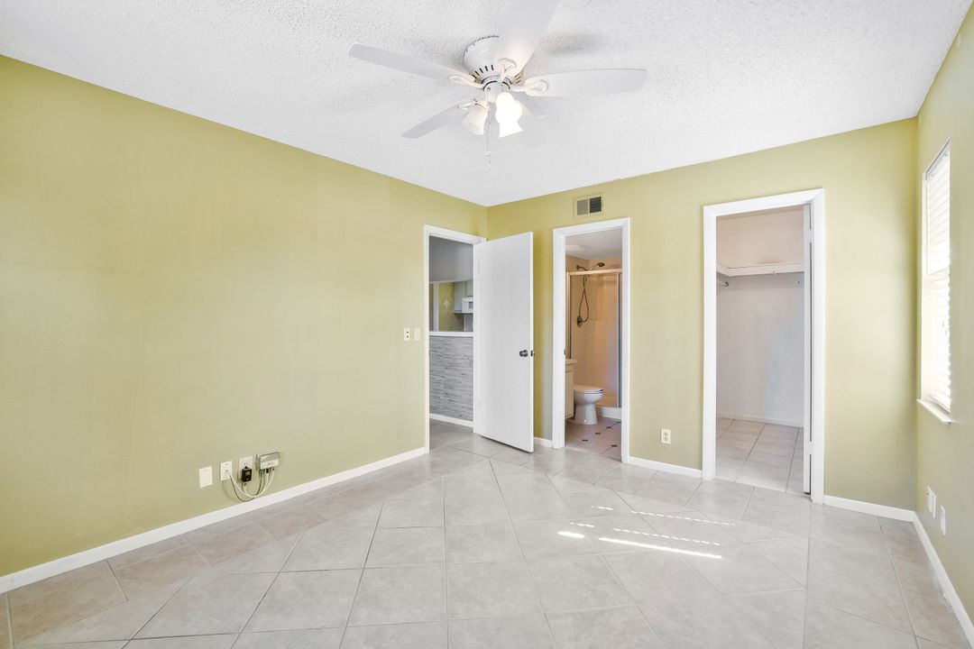 4345 27th Ct SW #204, Naples, FL 34116