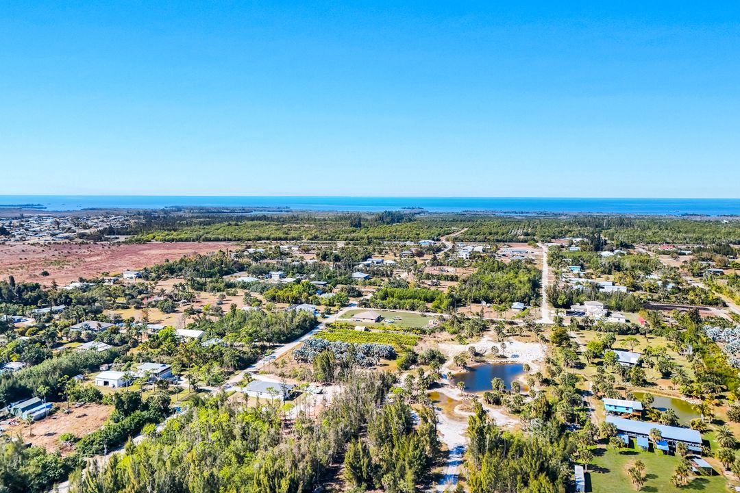 4442 Courtney Rd, Saint James City, FL 33956