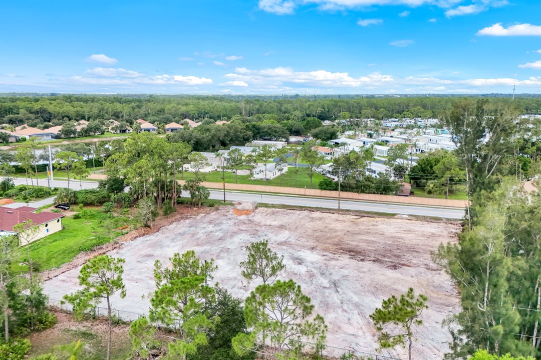 10451 Shangrila Rd, Bonita Springs, FL 34135