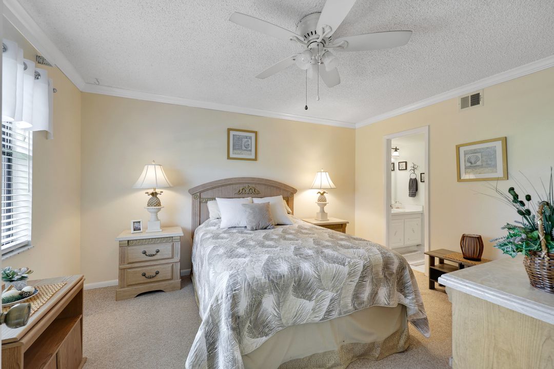 4338 27th Ct SW #204, Naples, FL 34116