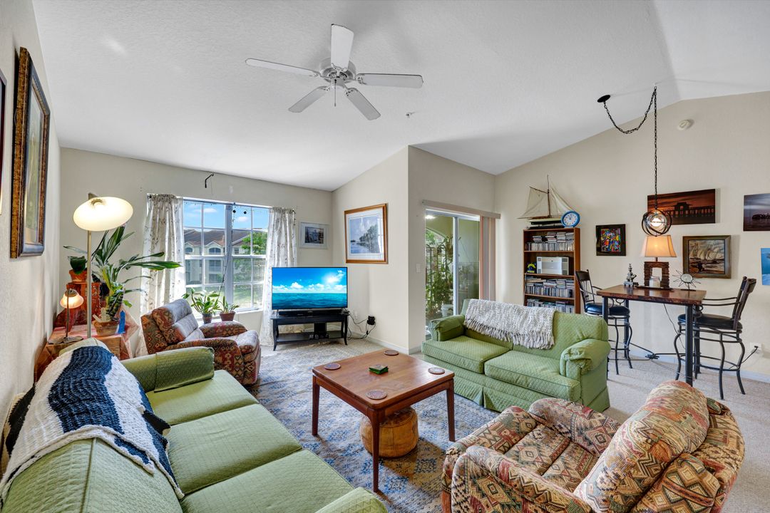 4630 St Croix Ln #831, Naples, FL 34109