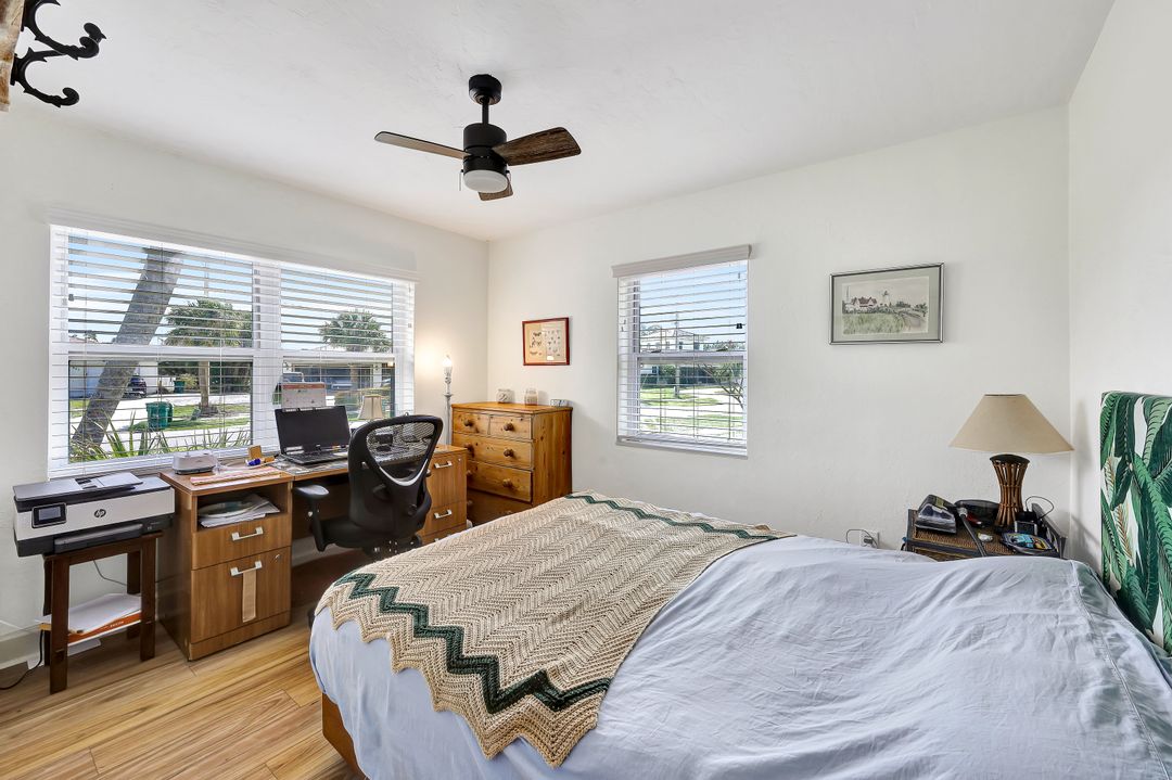 489 Echo Cir, Marco Island, FL 34145