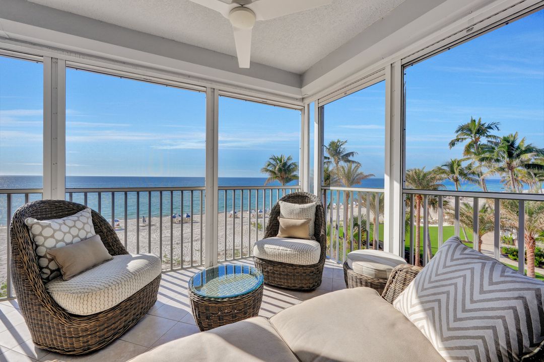 9811 Gulf Shore Dr #203, Naples, FL 34108