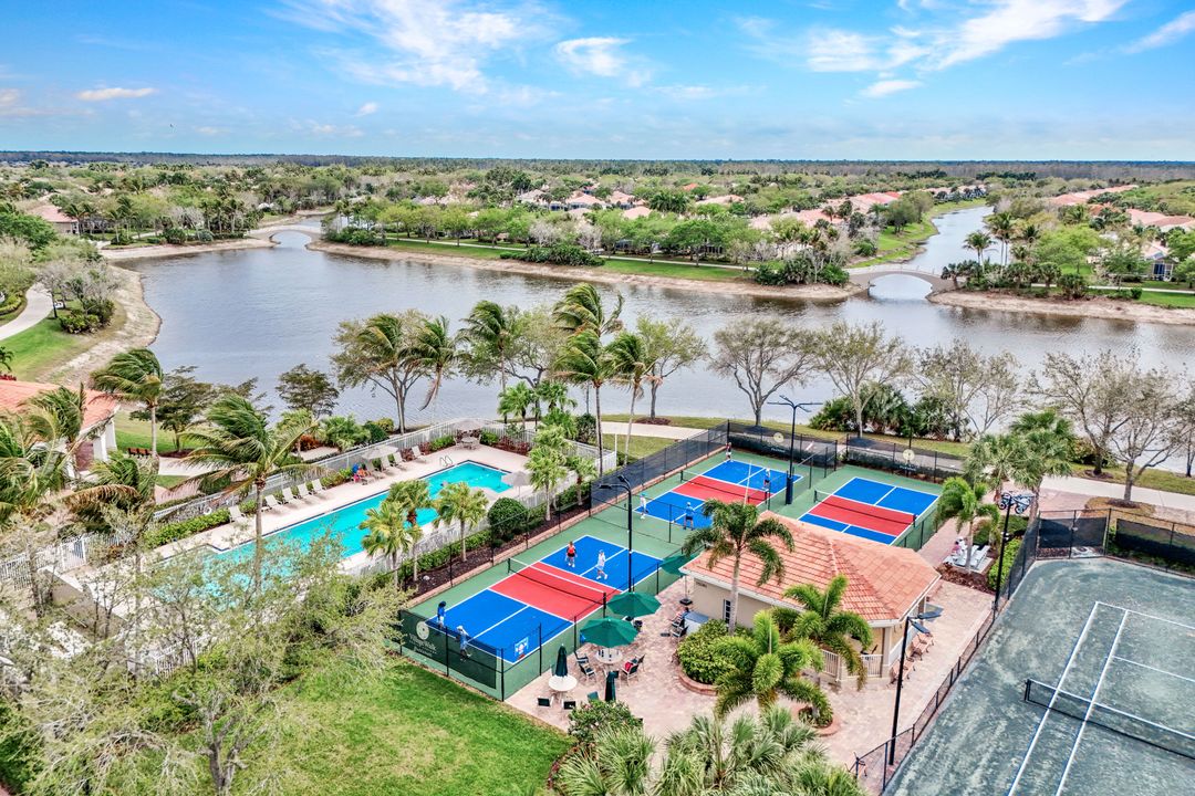 28729 Xenon Way, Bonita Springs, FL 34135