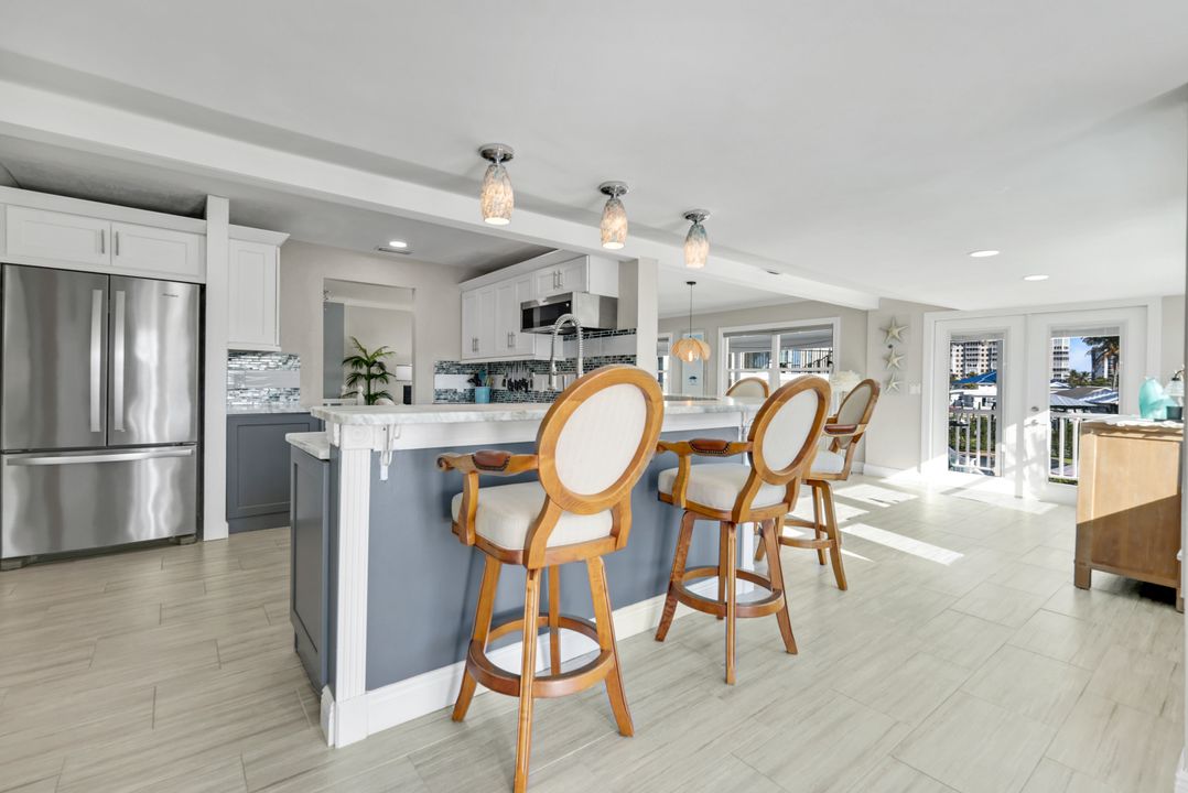 100 Tarpon Rd, Fort Myers Beach, FL 33931