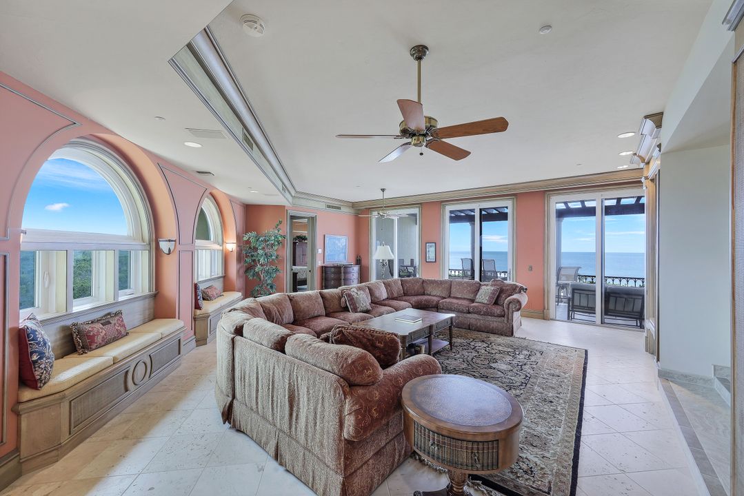 7425 Bay Colony Dr, Naples, FL 34108