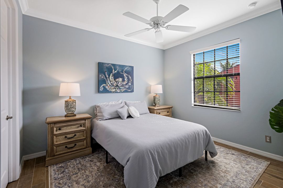 8949 Malibu St #302, Naples, FL 34113