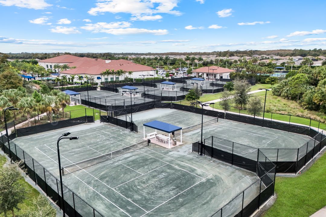 12033 Azalea Wy, Naples, FL 34120