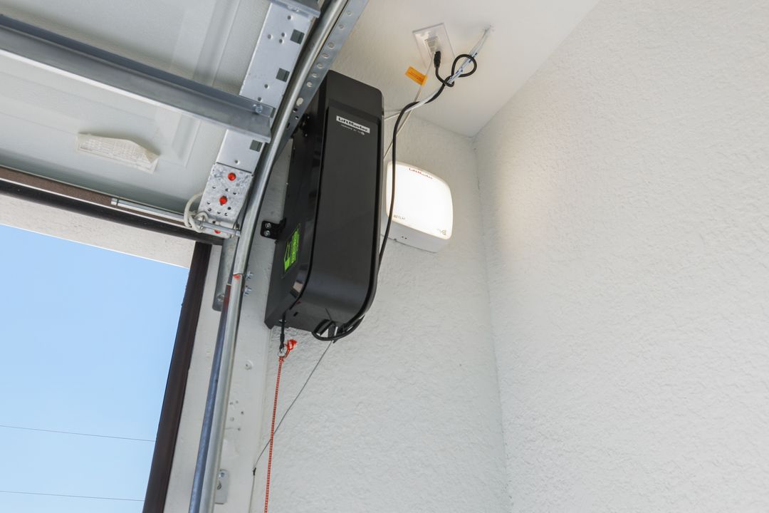 4401 NW 32nd Ln, Cape Coral, FL 33993