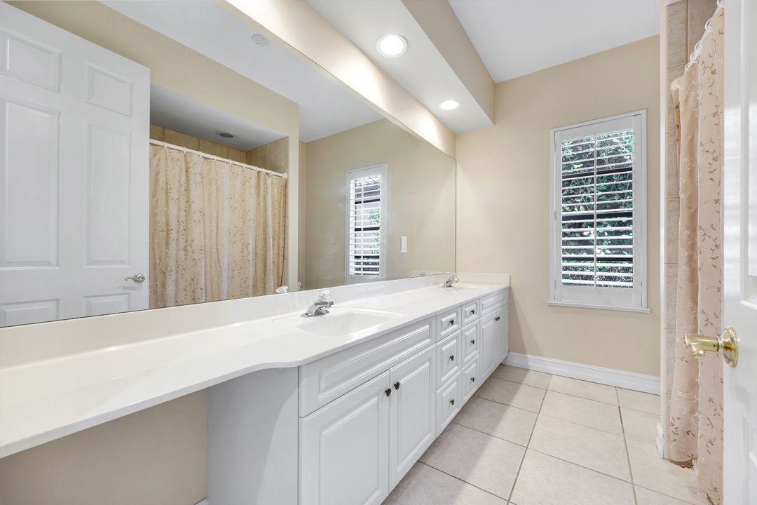 3899 Midshore Dr, Naples, FL 34109