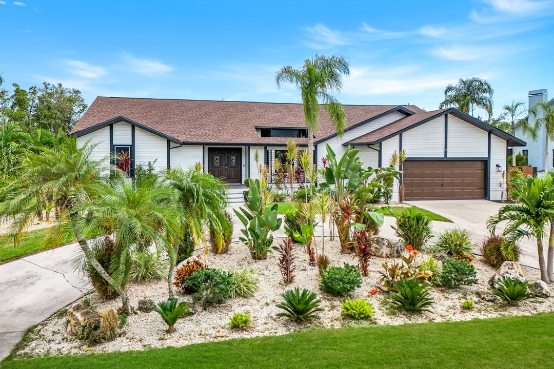 7239 Hendry Creek Dr, Fort Myers, FL 33908