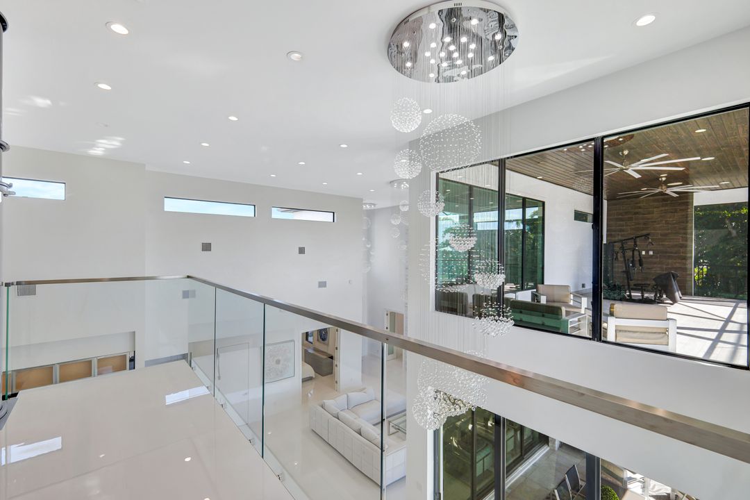 1110 Lenox Ct, Cape Coral, FL 33904