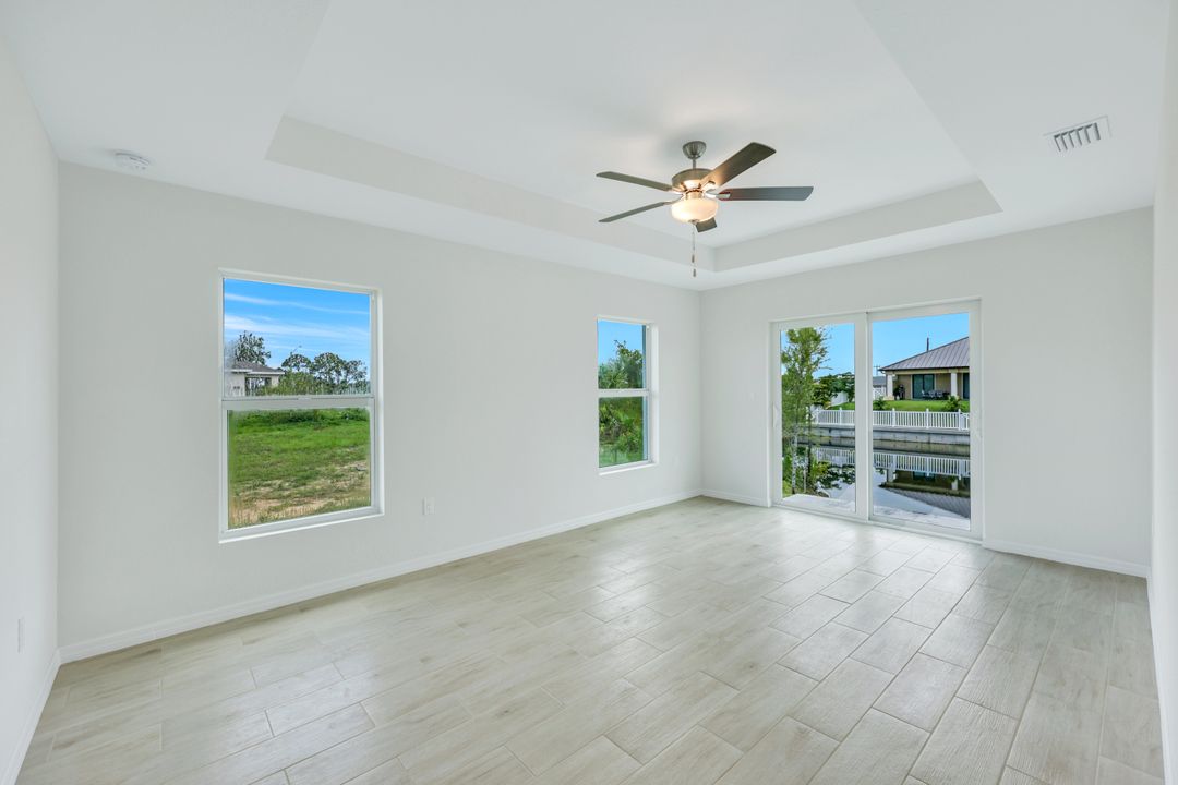 1629 NE 33rd Terrace, Cape Coral, FL 33909