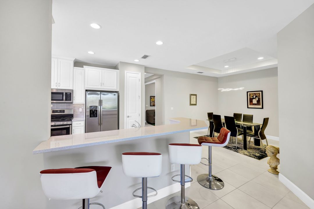 8107 Calle Canovas St, Naples, FL 34114