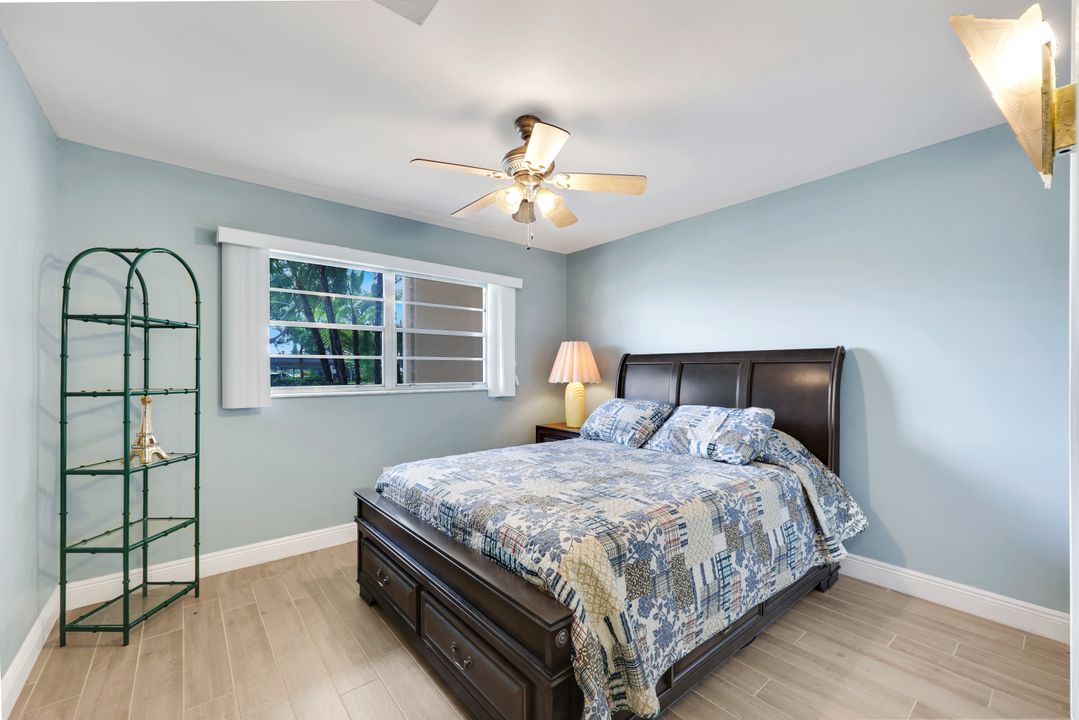 5419 Rattlesnake Hammock Rd, Naples, FL 34113