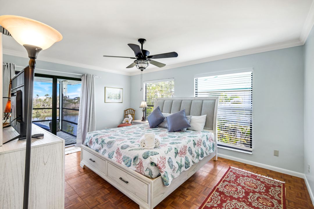 647 Rabbit Rd, Sanibel, FL 33957