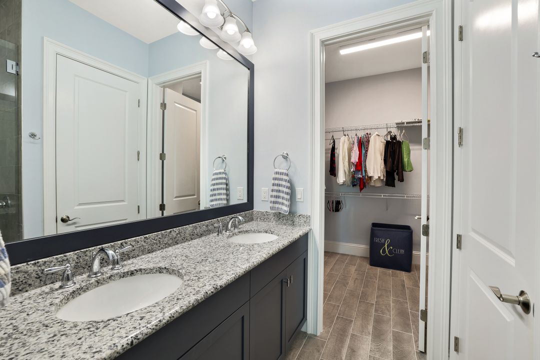 7139 Cayo Coco Ln, Naples, FL 34113