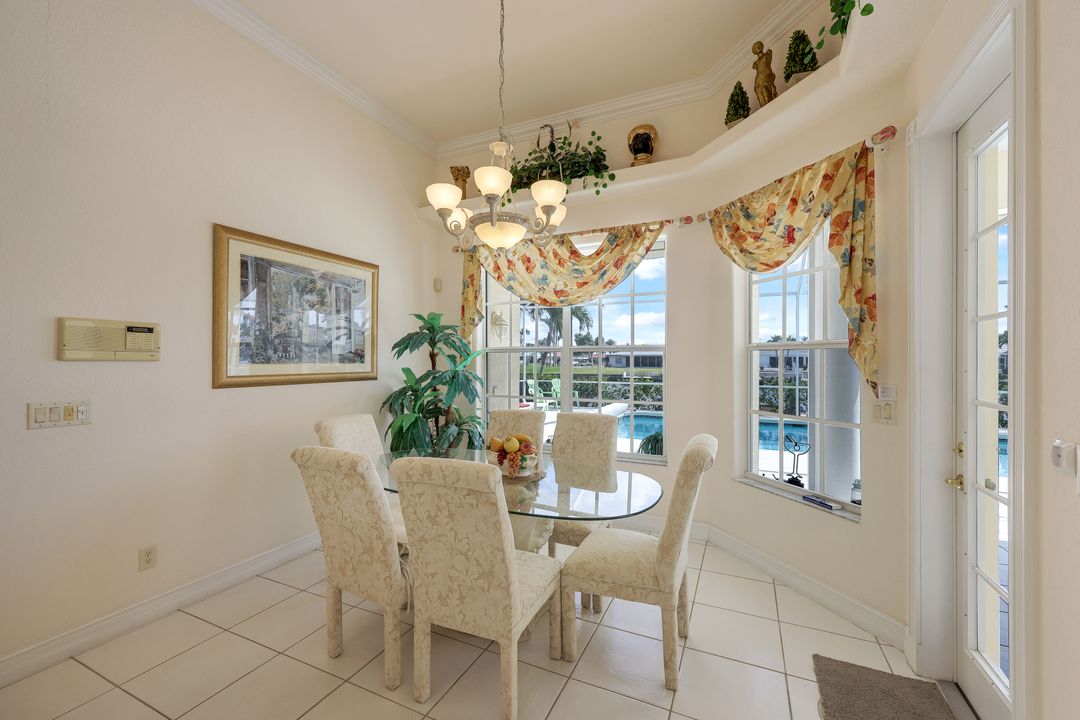 2008 Palaco Grande Pkwy, Cape Coral, FL 33904