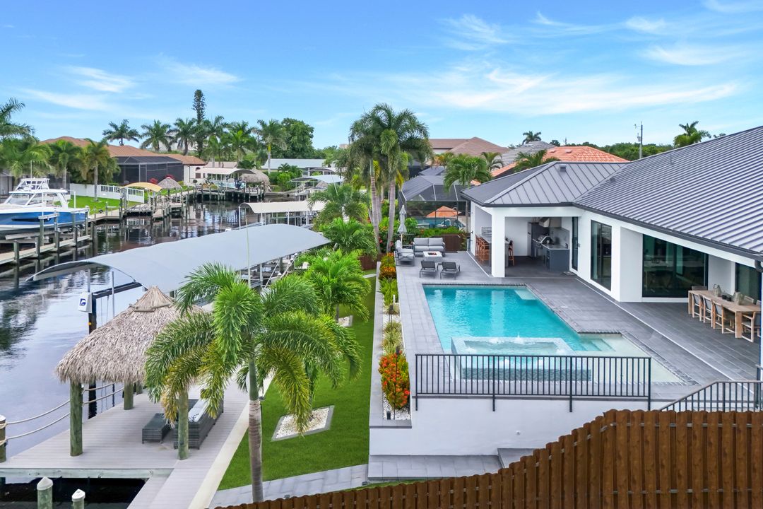 126 SW 57th St, Cape Coral, FL 33914