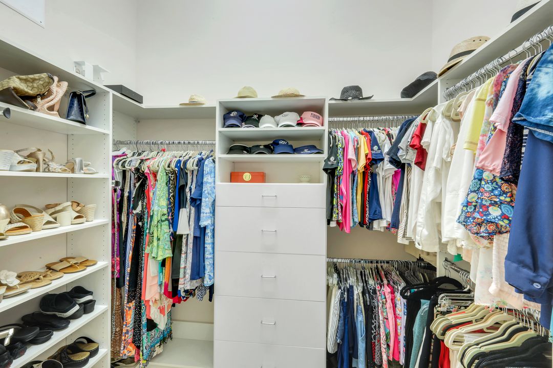 28864 Blaisdell Dr, Naples, FL 34119