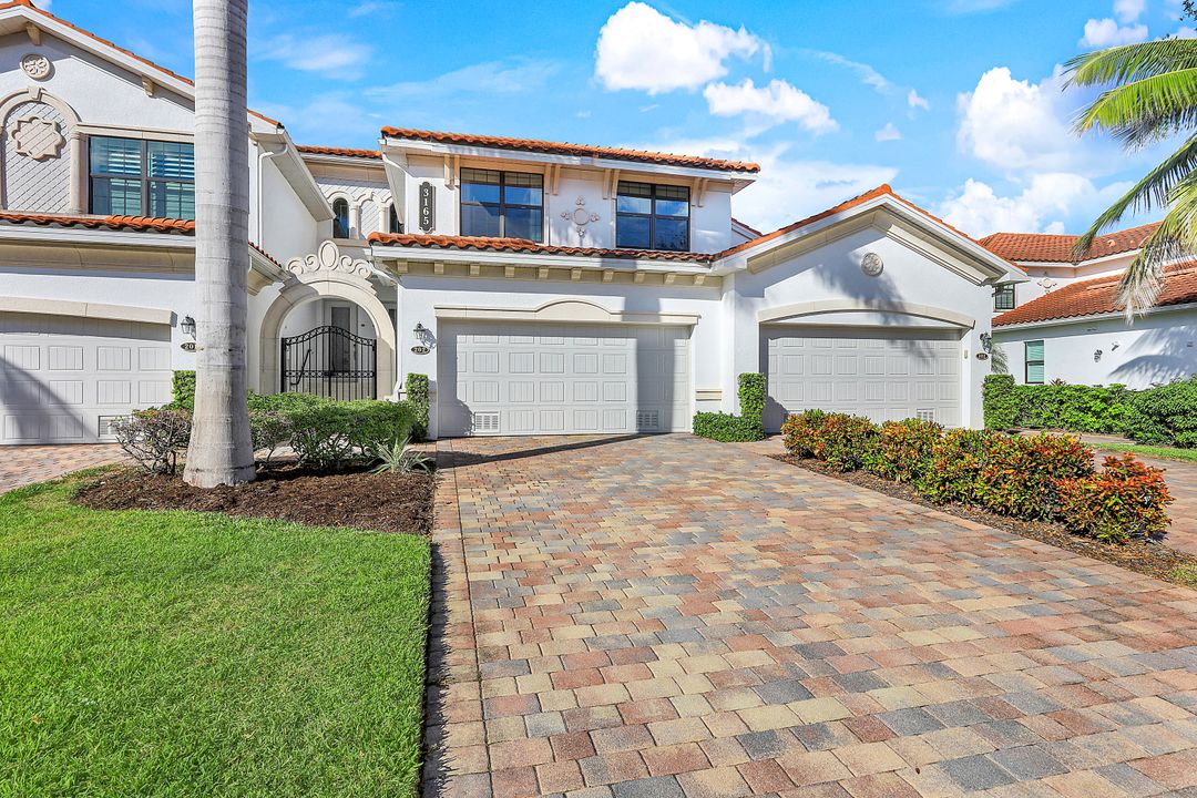 3165 Aviamar Cir #202, Naples, FL 34114