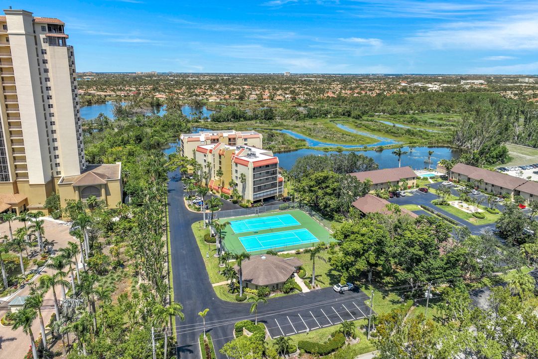 7119 Lakeridge View Court #Unit 303, Fort Myers, FL 33907