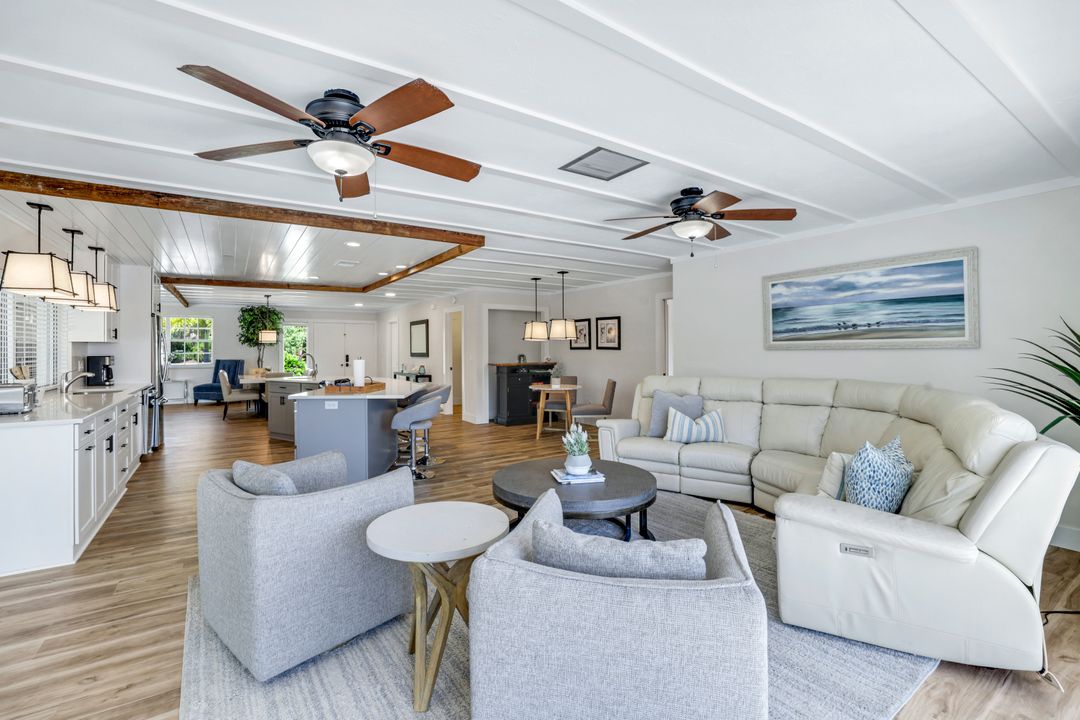 400 S Barfield Dr, Marco Island, FL 34145