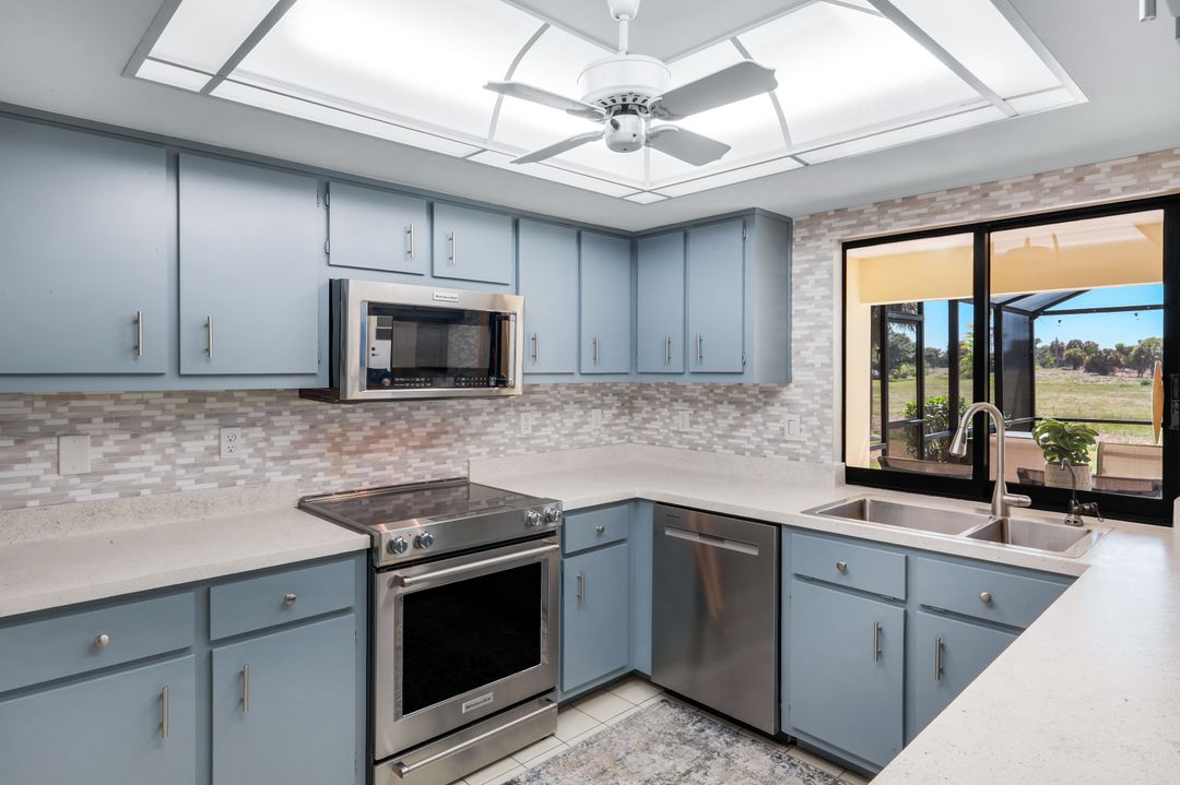 3718 SE 8th Ave, Cape Coral, FL 33904