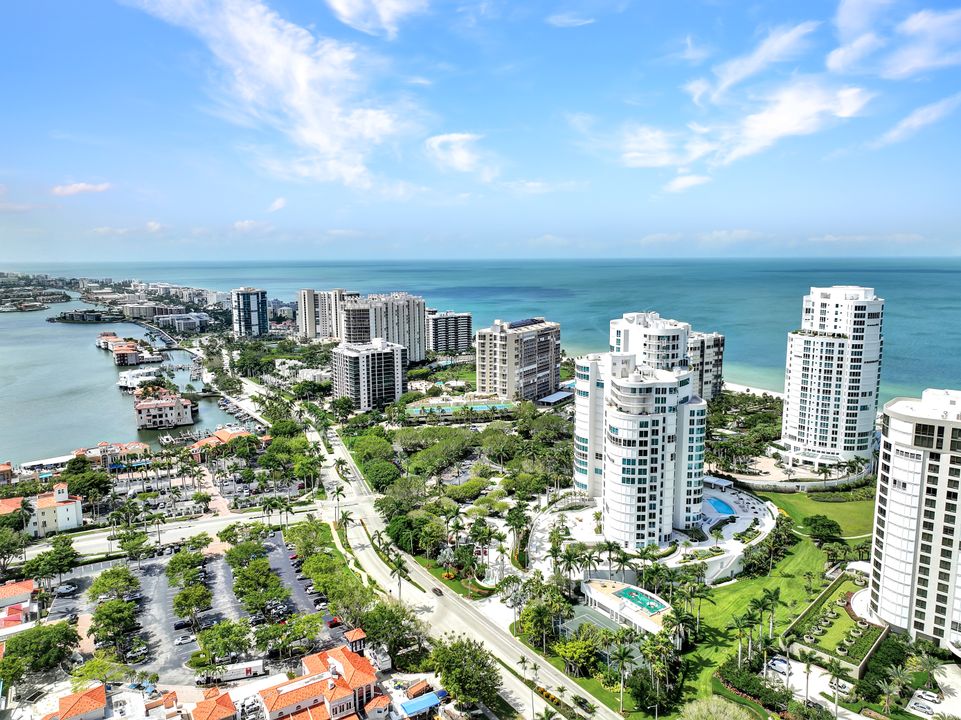 4151 Gulf Shore Blvd N #1604, Naples, FL 34103